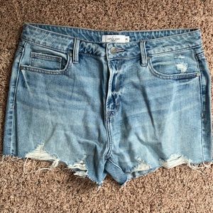NWOT Carly Jean Jean Shorts Marilyn